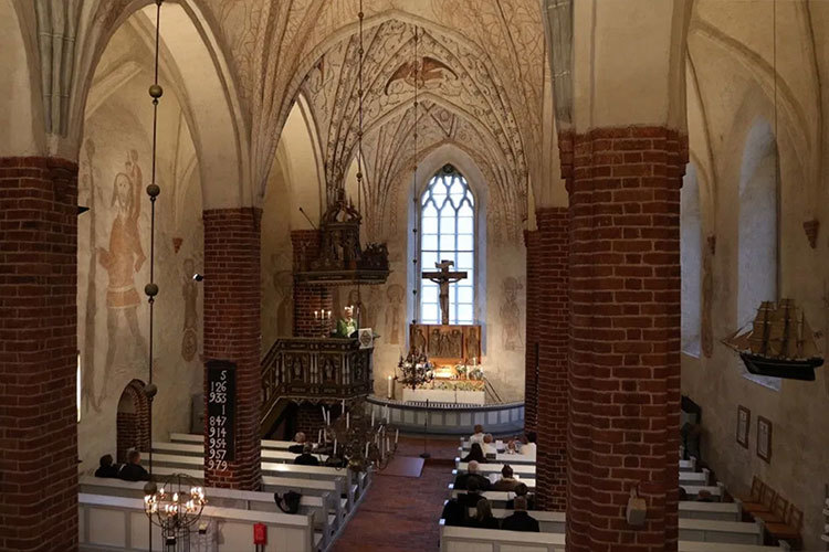 Pyttis kyrka