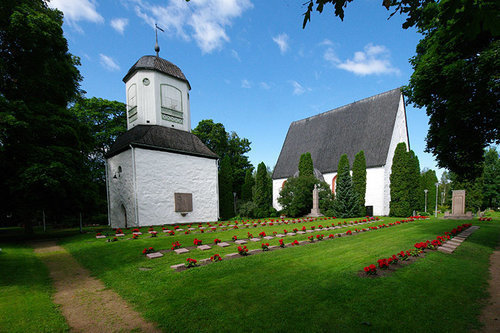 Pyttis kyrka